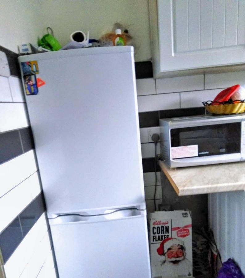 Comfortable Double Bedroom In London Hornchurch Dış mekan fotoğraf